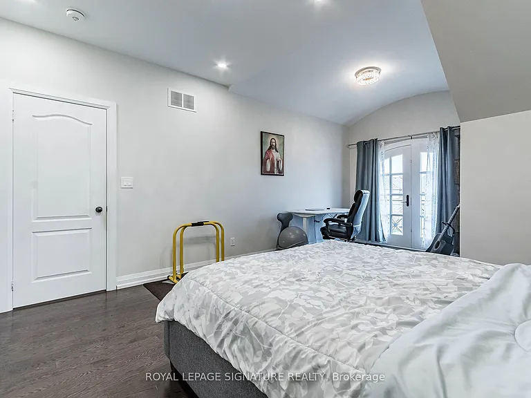 24 Foxtail Ct — Photo 20