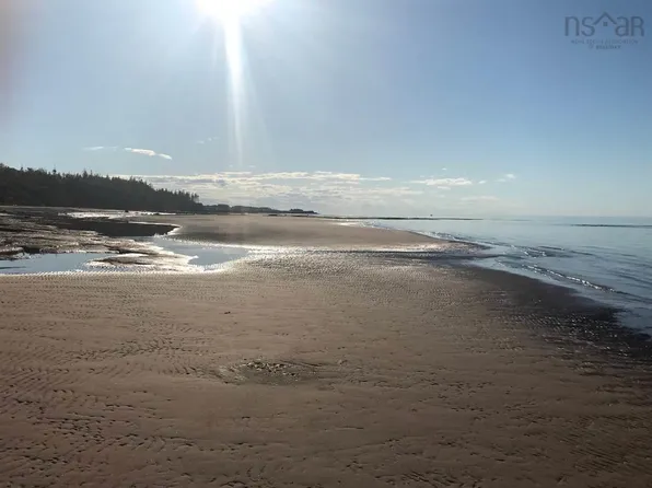 1659 Fox Harbour Rd, Cumberland, NS B0K 1Y0