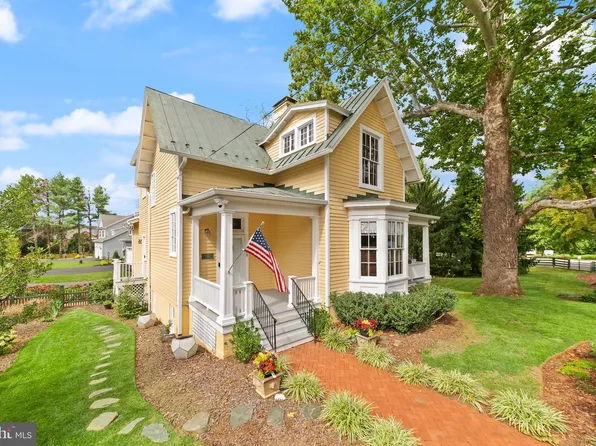 320 Culpeper St, Warrenton, VA 20186