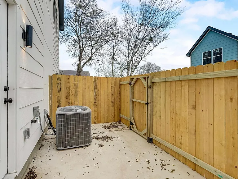 314 Maryland St #101 — Photo 17