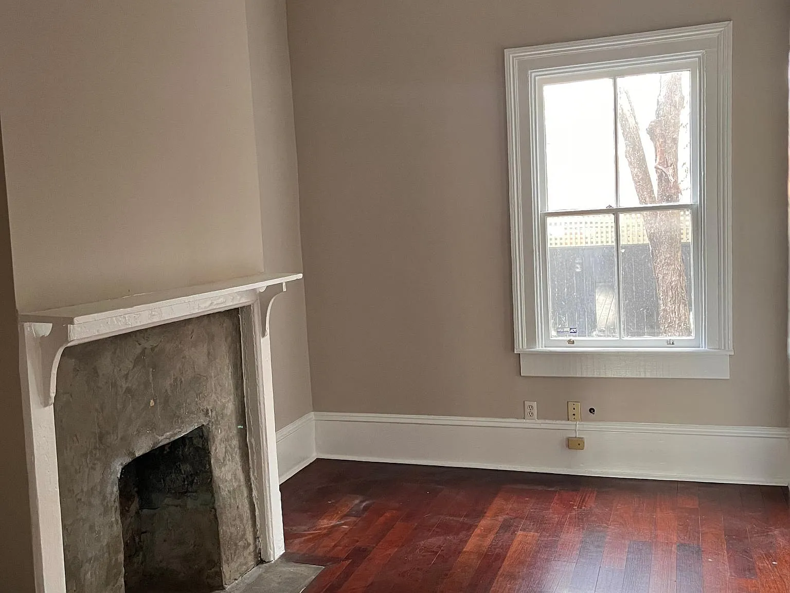4 bed, 2.5 bath, 1840 sqft, $3,200 — Photo 4