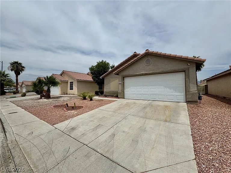628 Carlos Julio Ave — Photo 2