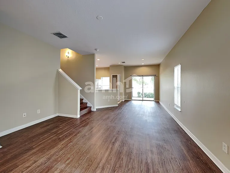 7714 Clubdale Loop — Photo 6