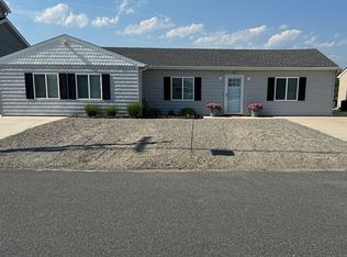 67 Hornblower Dr, Waretown, NJ 08758