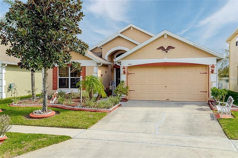 1st image of 1044 Willow Branch Dr