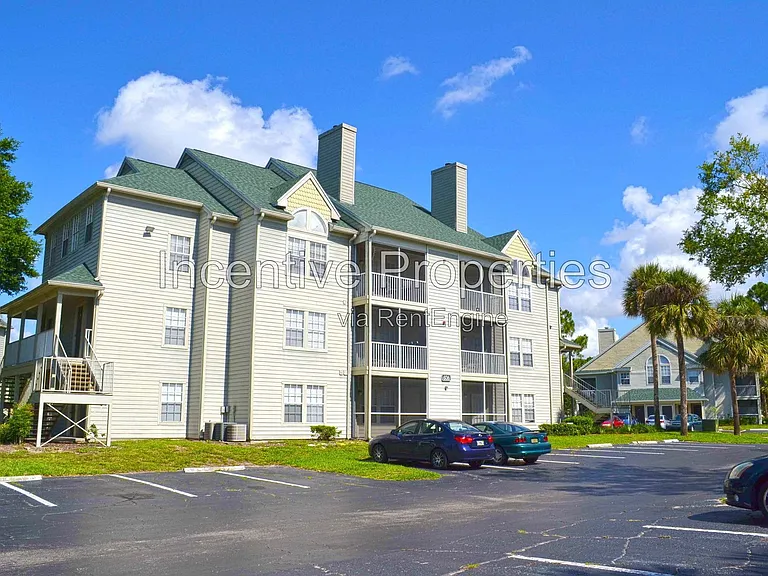 5956 Westgate Dr #102 — Photo 18