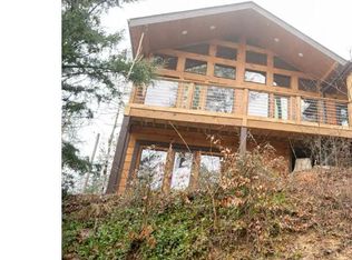 3329 Dogwood Cir, Pigeon Forge, TN 37863