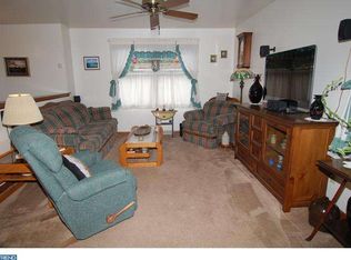 527 Calco Ave, Sinking Spring, PA 19608