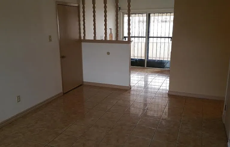 5816 Blackhawk Dr — Photo 2