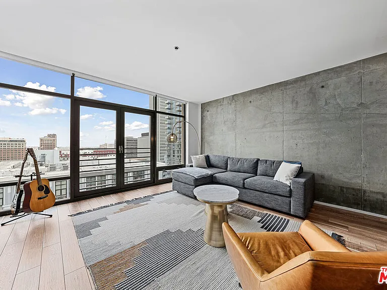 1111 S Grand Ave #1111 — Photo 4