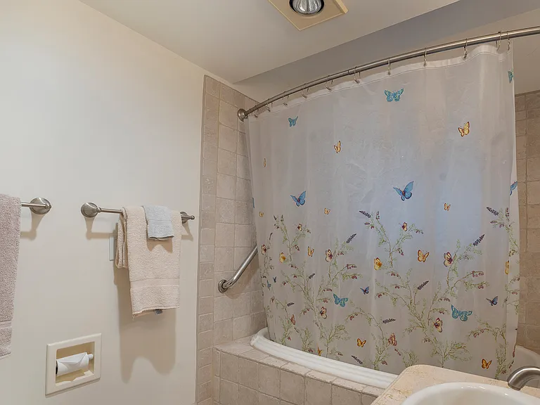 11 Chapel Ln — Photo 7