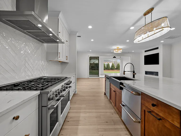48" gas range with Cafe line appliances