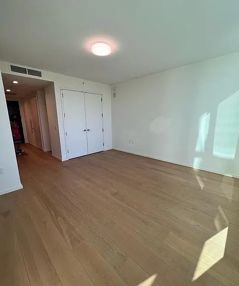 877 Francisco St #1518 — Photo 12