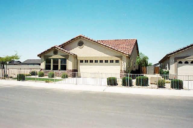 1st image of 589 W JARDIN