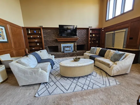 8220 Hunters Creek Dr, Olive Branch, MS 38654