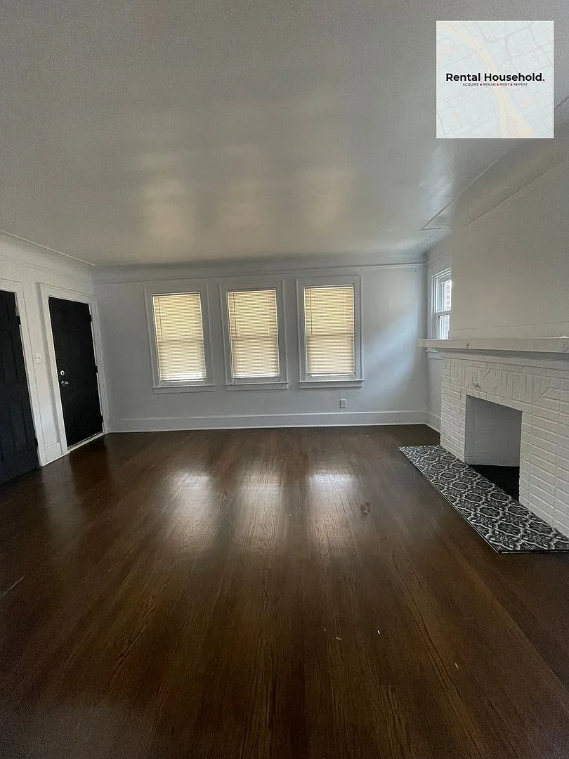 2696 Pasadena St - IA — Photo 1