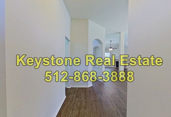 4th image of 905 Lantana Dr