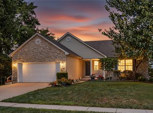 61 Lakeridge Dr, Franklin, OH 45005