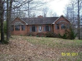 1008 S Ridge Dr, Portland, TN 37148