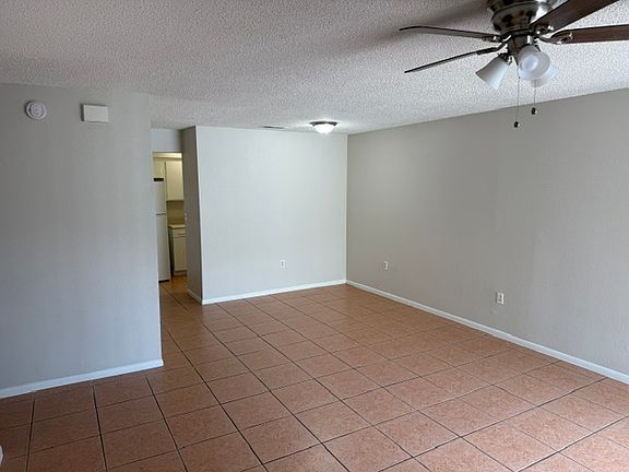 4th image of 4153 Corsair Ave #4153