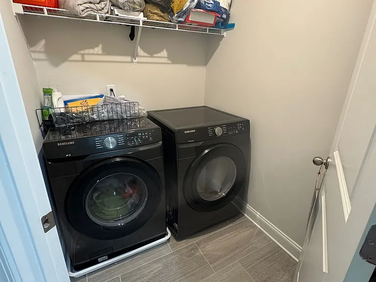 a different washer/dryer provided
