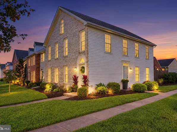 457 Delancey Ct, Mechanicsburg, PA 17055