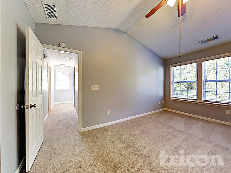 1089 Dunedin Trl — Photo 11