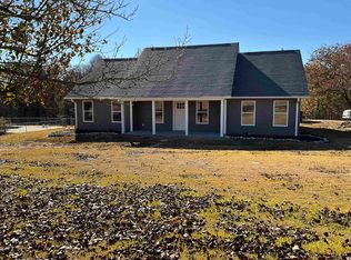 140 Powerline Rd, Tuscumbia, AL 35674