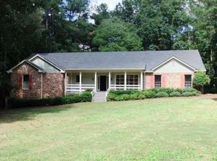 5935 Hammersmith Rd, Stone Mountain, GA 30087
