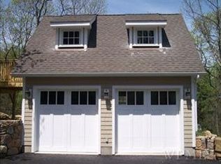 75 Whippoorwill Rd E, Armonk, NY 10504