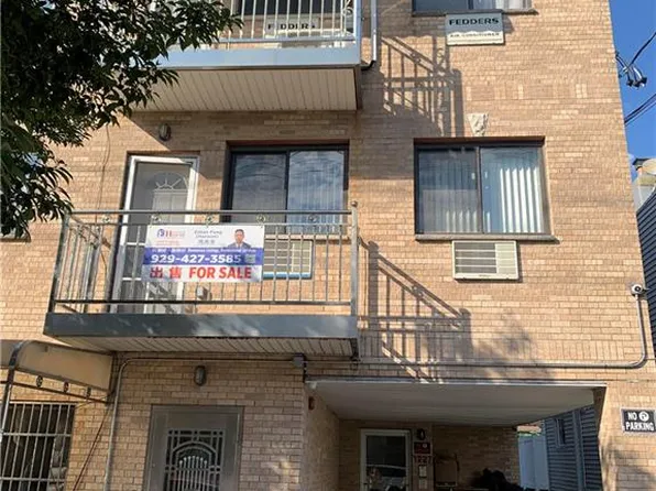 1227 66th St APT 2A, Brooklyn, NY 11219