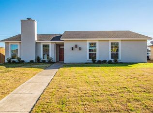 1130 Oakbluff Dr, Lancaster, TX 75146