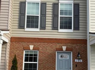 205 Tree Line Dr, Fredericksburg, VA 22405