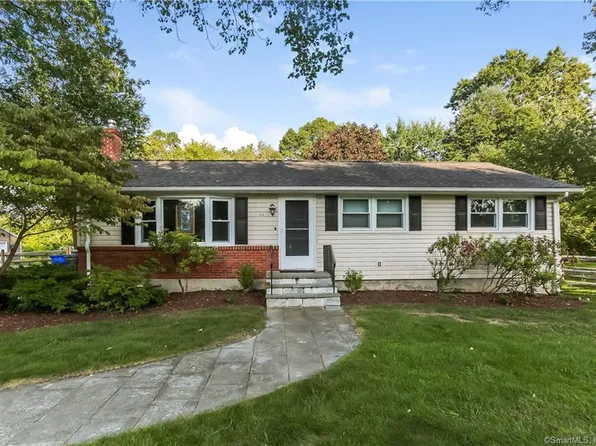 64 Simsbury Manor Drive, Simsbury, CT 06089