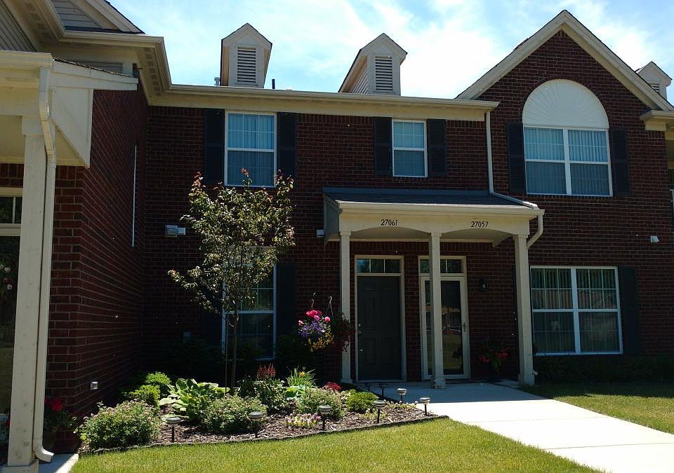 1st image of 27061 Carrington Pl