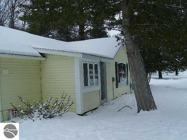 1st image of 4009 S Garfield Rd