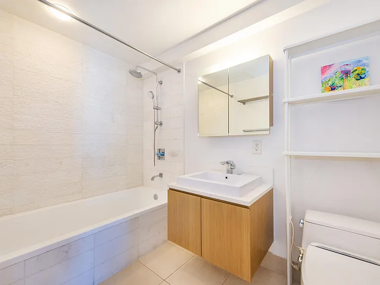 77 Hudson St #1701R — Photo 23