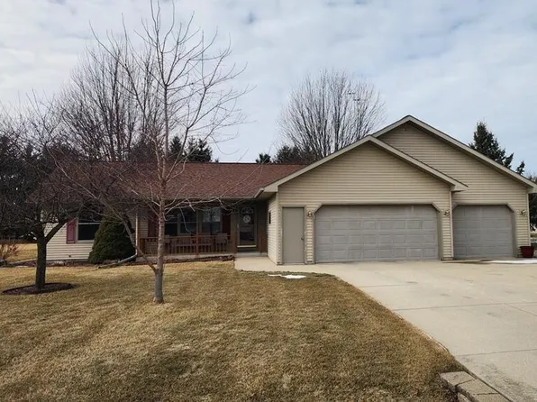 216 Mulberry DRIVE, Waldo, WI 53093