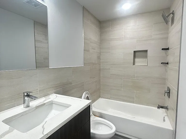 2212 N Marshall St #2 — Photo 5