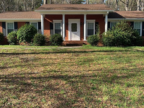 2nd image of 3609 Marquis Dr