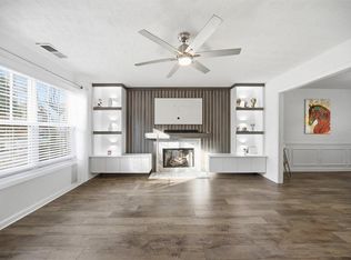 1811 Hayden Mill Ct, Lawrenceville, GA 30043