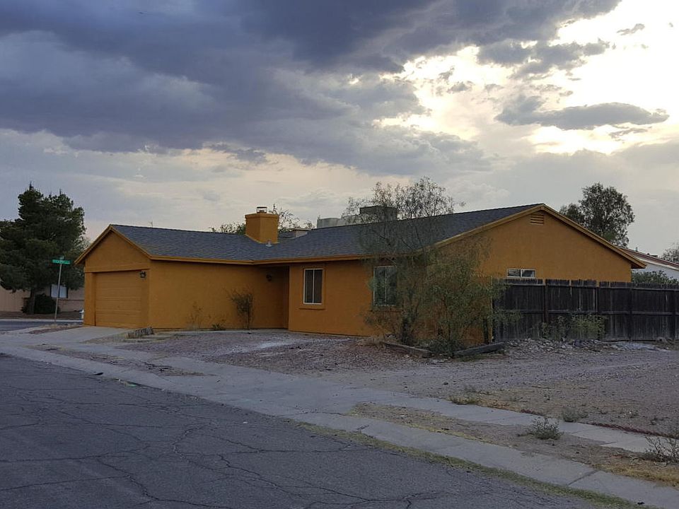 1st image of 1602 W Calle Guadalajara