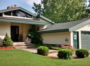 370 Gaar Rd, Walnut Shade, MO 65771