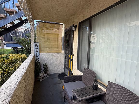 3rd image of 25564 Sharp Dr APT F
