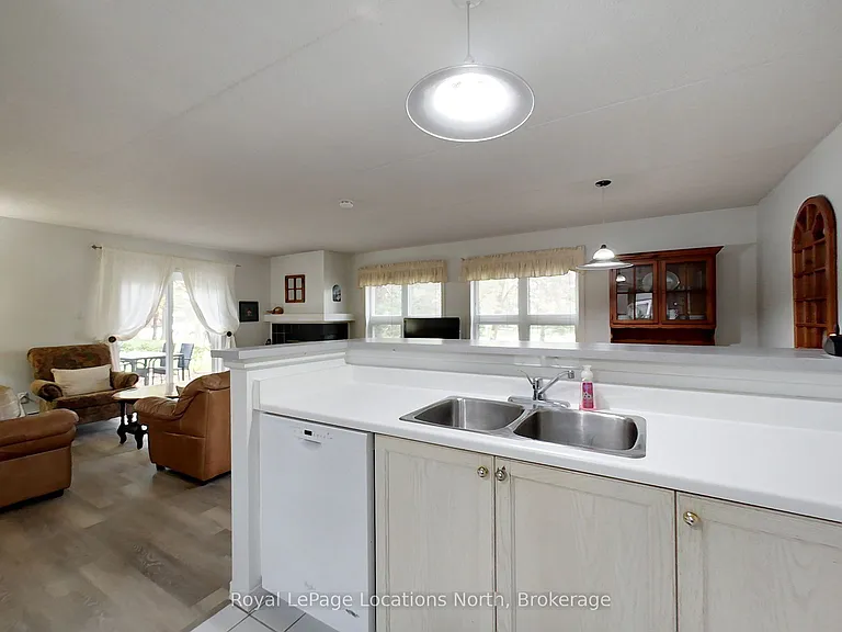 398 Mariners Way #4 — Photo 13