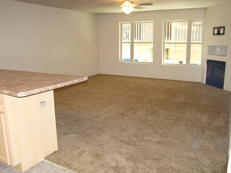 603 S Dubuque St #5 — Photo 4