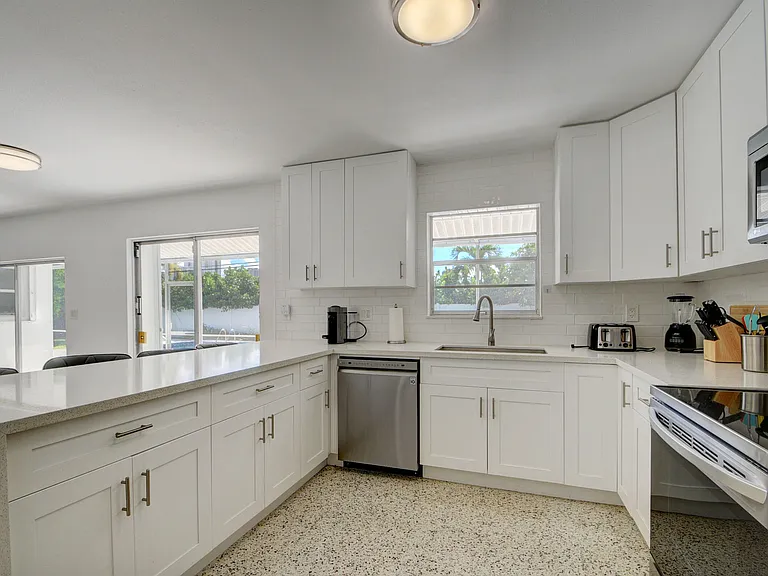 1171 Bimini Ln — Photo 39