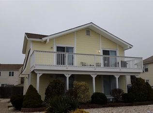 22 Lighthouse Dr #A, Brigantine, NJ 08203