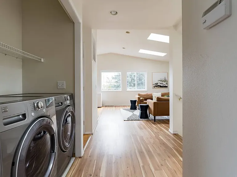 2520 S Orcas St #B — Photo 48