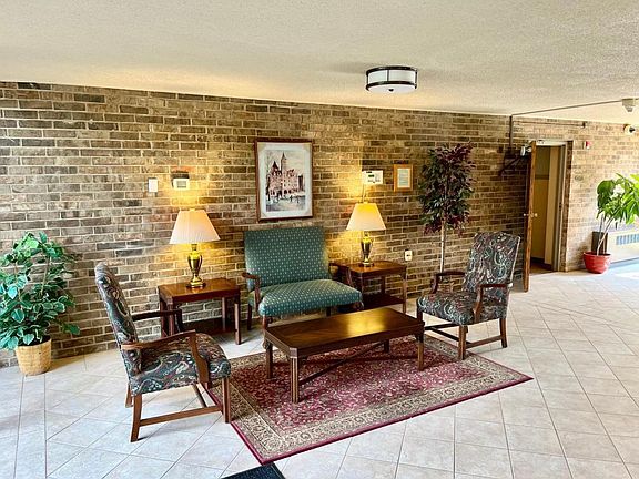 3rd image of 2240 Midland Grove Rd APT 201